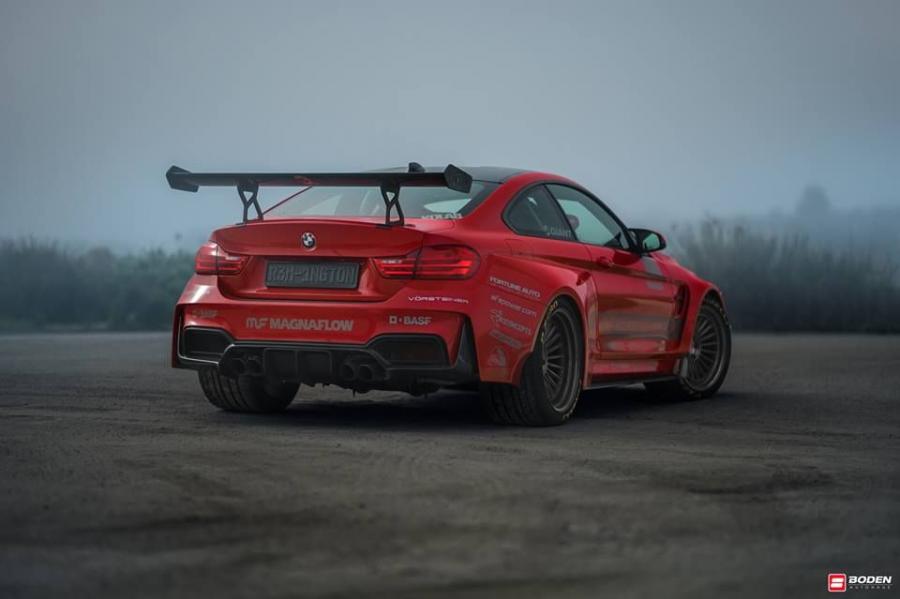 BMW M4 GTRS4 VX by Vorsteiner 2016 года  (фото 3 из 13)